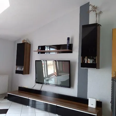 Tonia Apartment